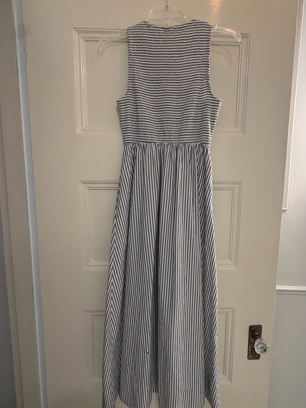 Marine Layer Darcy Poplin Blue/White Striped Maxi Dress with Pockets - XS - Picture 4 of 7